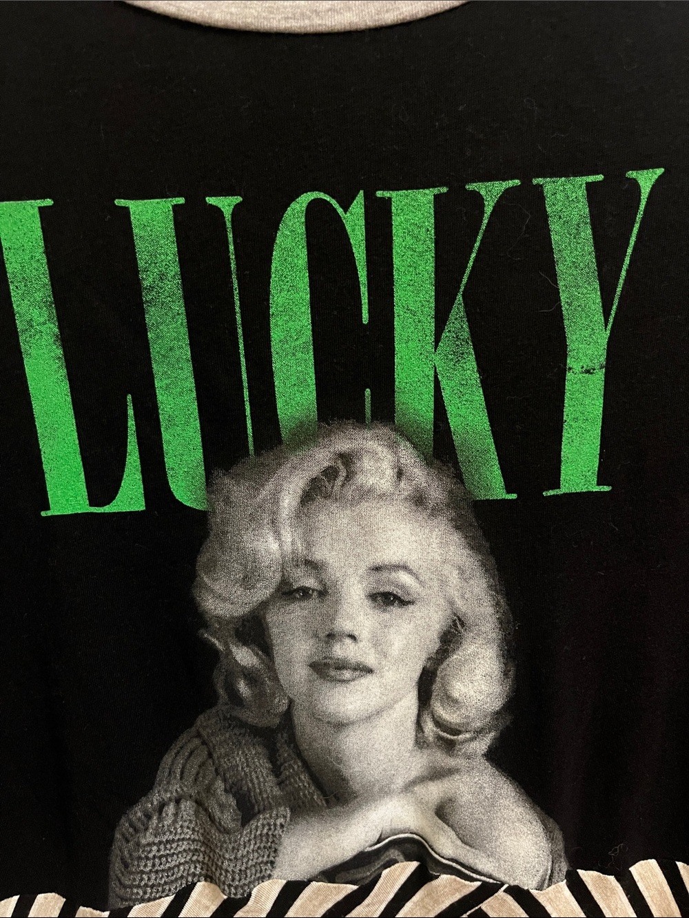 Graphic Raglan Stripe Maxi Dress - Black/Grey Marilyn Monroe - Picture 2 of 3